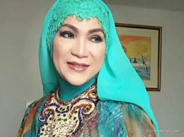 Biodata Dorce Gamalama: Agama, Keluarga, Pacar, Fakta dan Karir