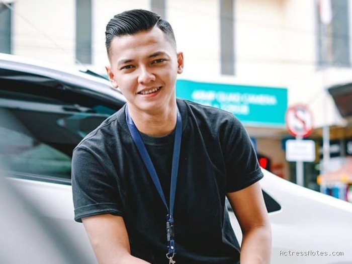 Biodata Dory Harsa: Agama, Keluarga, Pacar, Karir Lengkap