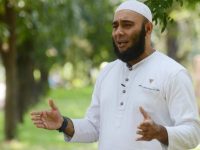 Biodata dr. Zaidul Akbar: Agama, Keluarga, Karir & Fakta Unik