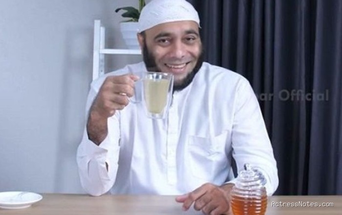 Biodata dr. Zaidul Akbar: Agama, Keluarga, Pacar, Fakta dan Karir