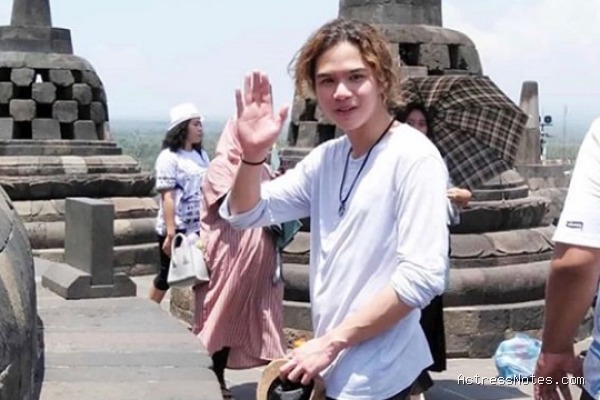 Biodata Dul Jaelani: Agama, Keluarga, Pacar, Fakta dan Karir