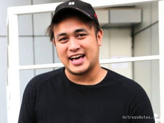 Biodata Gilang Dirga: Agama, Keluarga, Karir Lengkapnya