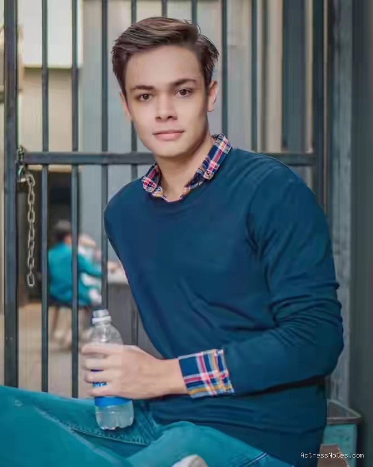 Biodata Bryan Andrew: Agama, Keluarga, Pacar, Fakta dan Karir