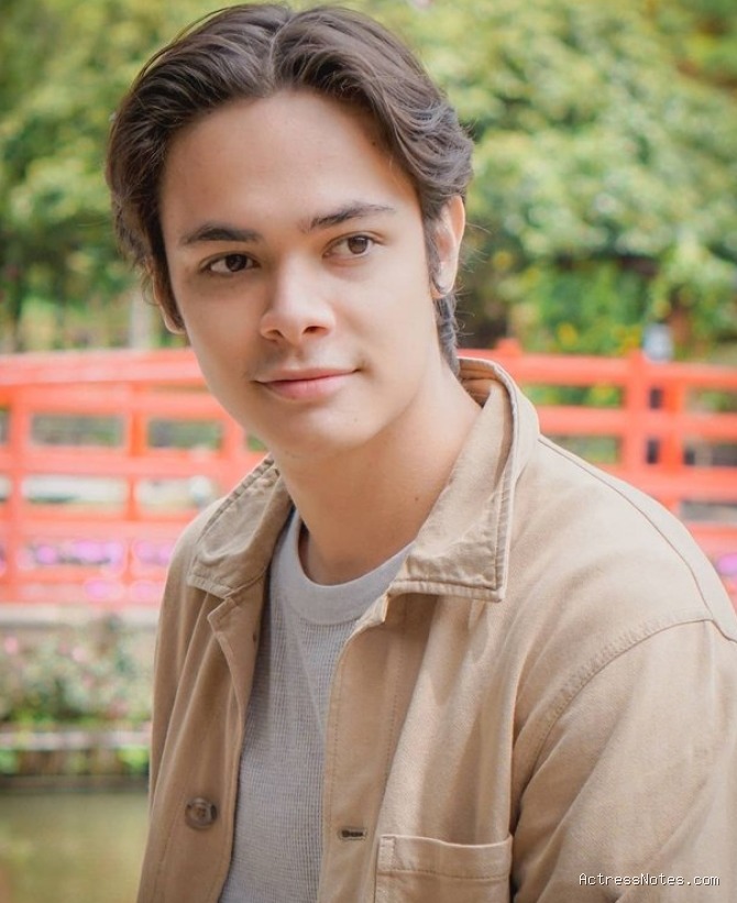 Biodata Bryan Andrew: Agama, Keluarga, Pacar, Fakta dan Karir