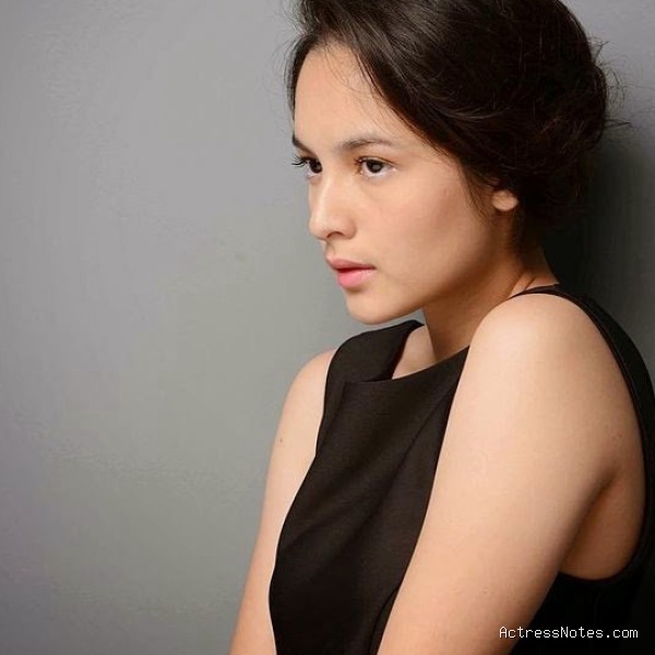 Biodata Chelsea Islan: Agama, Keluarga, Pacar, dan Perjalanan Karir