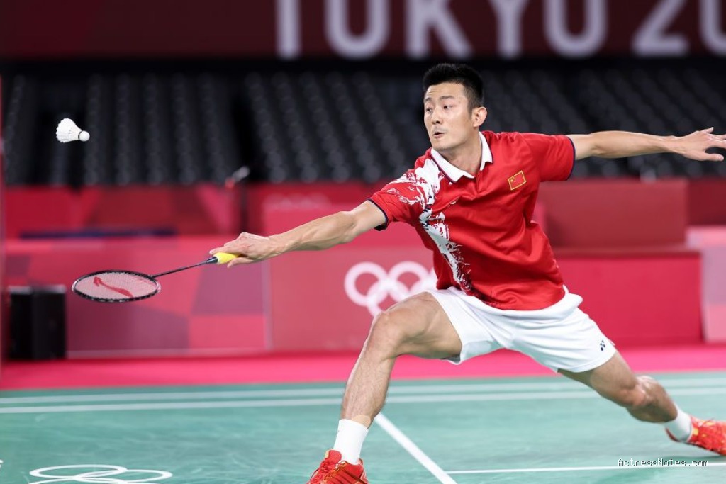 Biodata Chen Long: Agama, Keluarga, Pacar, Fakta dan Karir