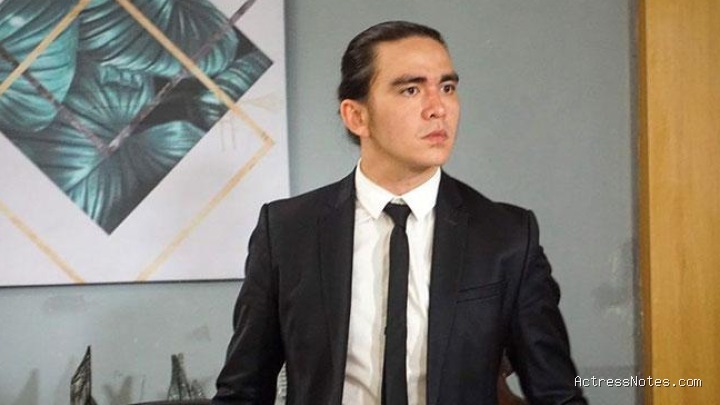 Biodata Christ Laurent: Agama, Keluarga, Pacar, Fakta dan Karir