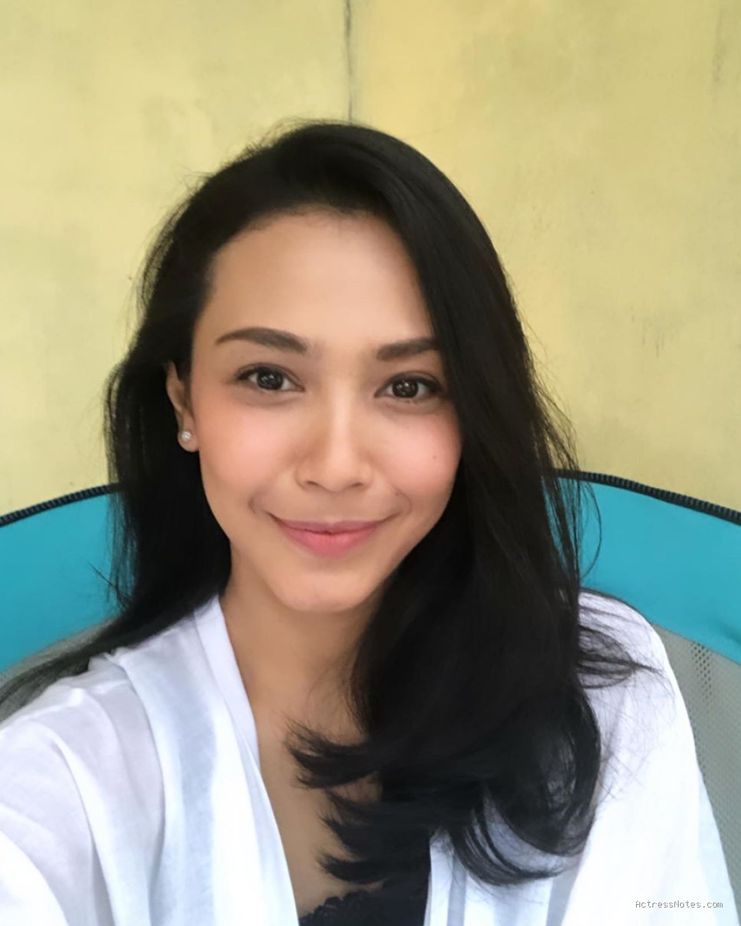 Biodata Dea Lestari: Agama, Keluarga, Pacar, Fakta dan Karir