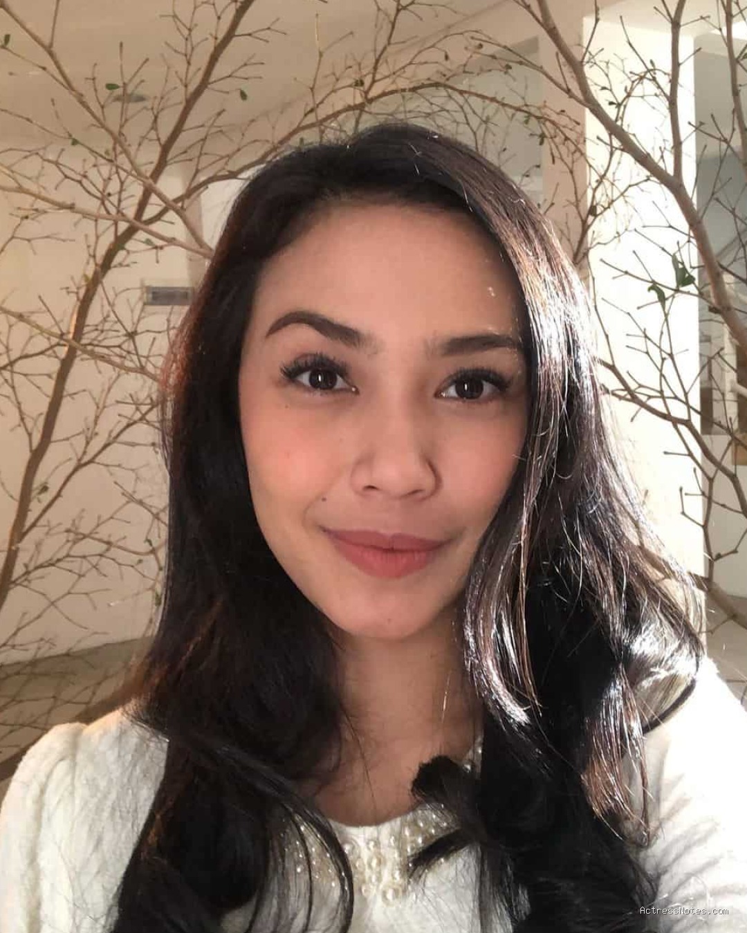 Biodata Dea Lestari: Agama, Keluarga, Pacar, Fakta dan Karir