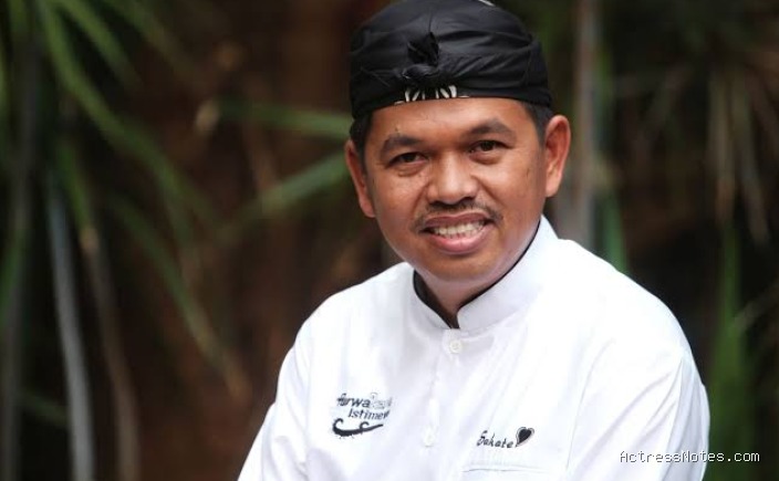 Biodata Dedi Mulyadi: Agama, Keluarga, Pasangan, Fakta dan Karir