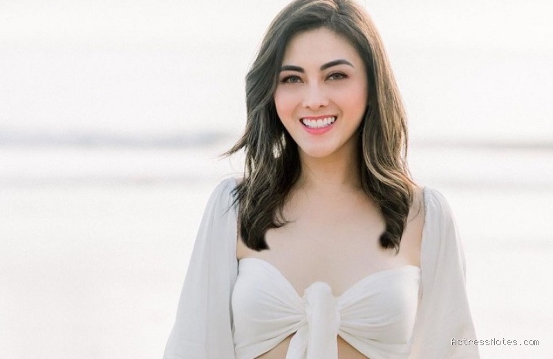 Biodata Dhena Devanka: Agama, Keluarga, Pacar, Fakta dan Karir