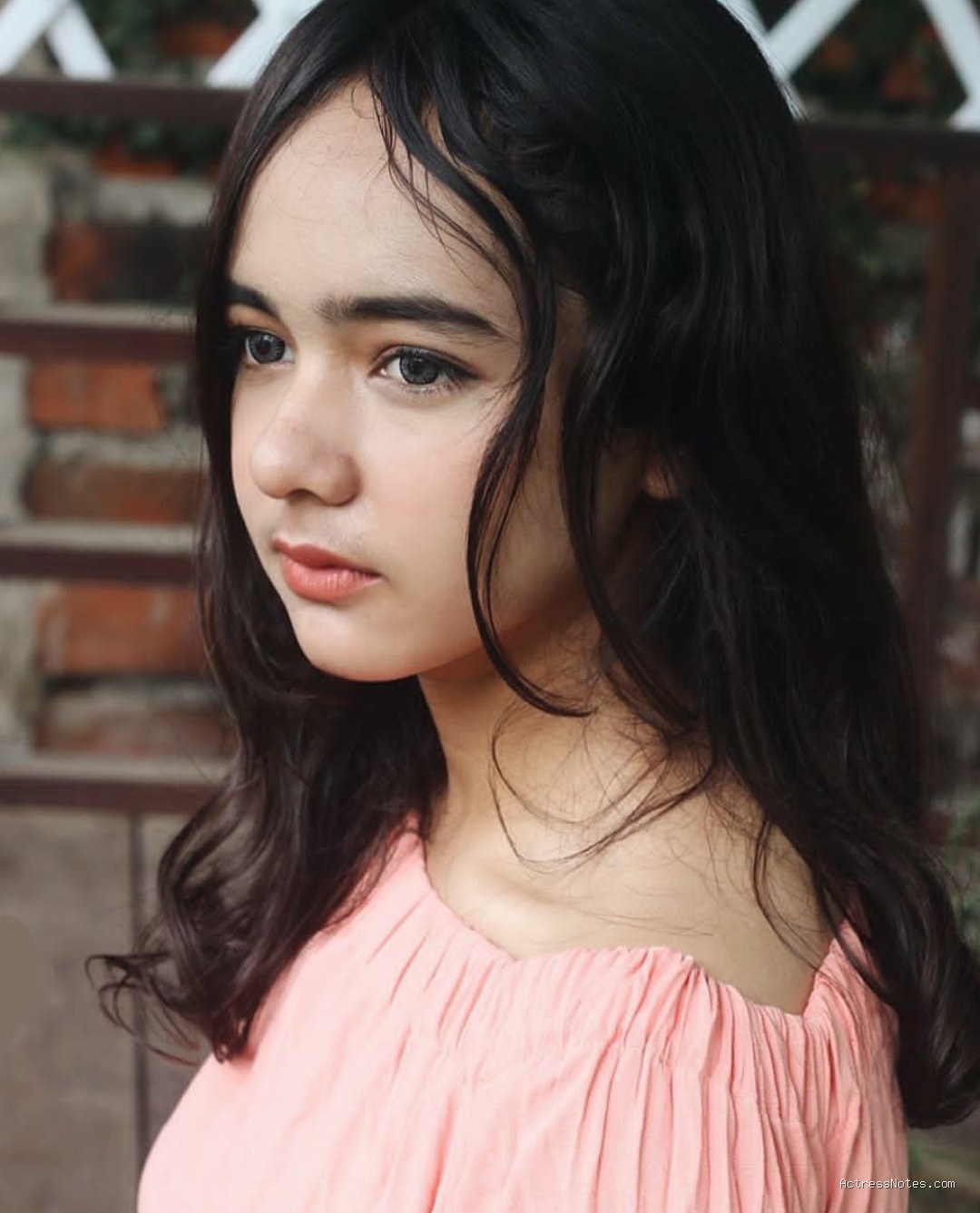 Biodata Dianda Sabrina: Agama, Keluarga, Pacar, Fakta dan Karir
