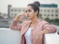 Dianda Sabrina: Agama, Pacar, Fakta, Karir Lengkap
