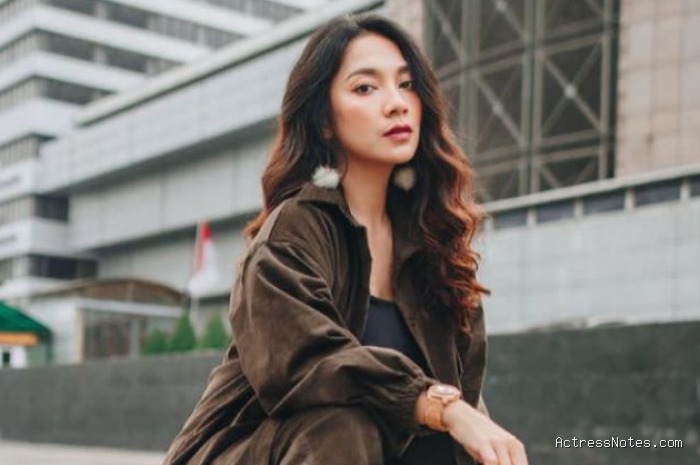 Biodata Dinda Kirana: Agama, Keluarga, Pacar, Fakta dan Karir