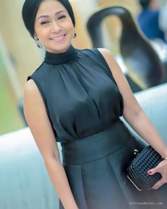 Biodata Dini Vitri: Agama, Keluarga, Pacar, Fakta dan Karir