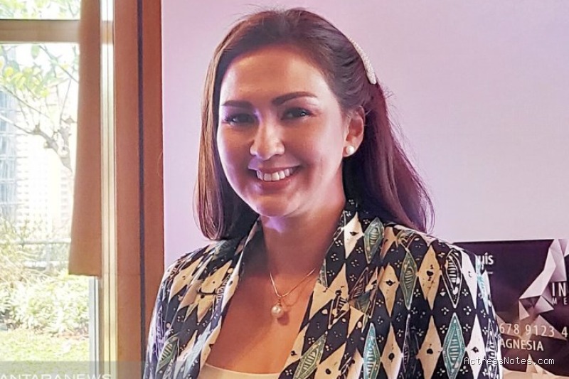 Biodata Donna Agnesia: Agama, Keluarga, Pacar, Fakta dan Karir
