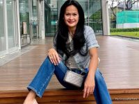 Donna Harun: Agama, Keluarga, Pacar, Fakta & Karir Lengkap