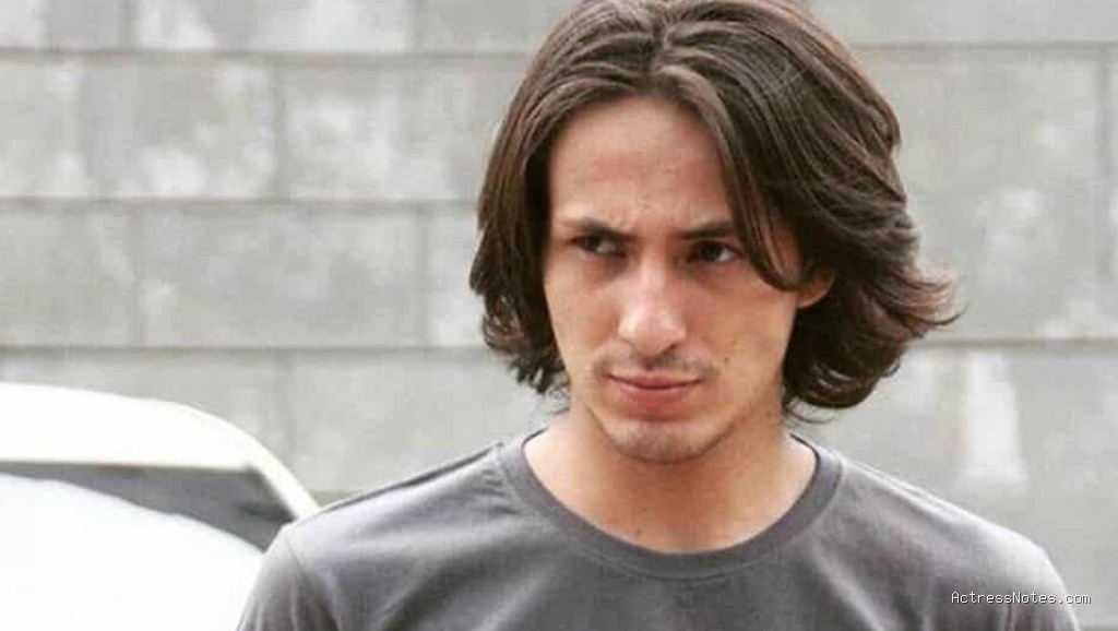 Dylan Carr: Agama, Keluarga, Pacar, Karir Lengkap