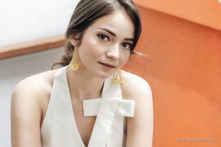 Biodata Enzy Storia: Agama, Keluarga, Pacar, Fakta dan Karir