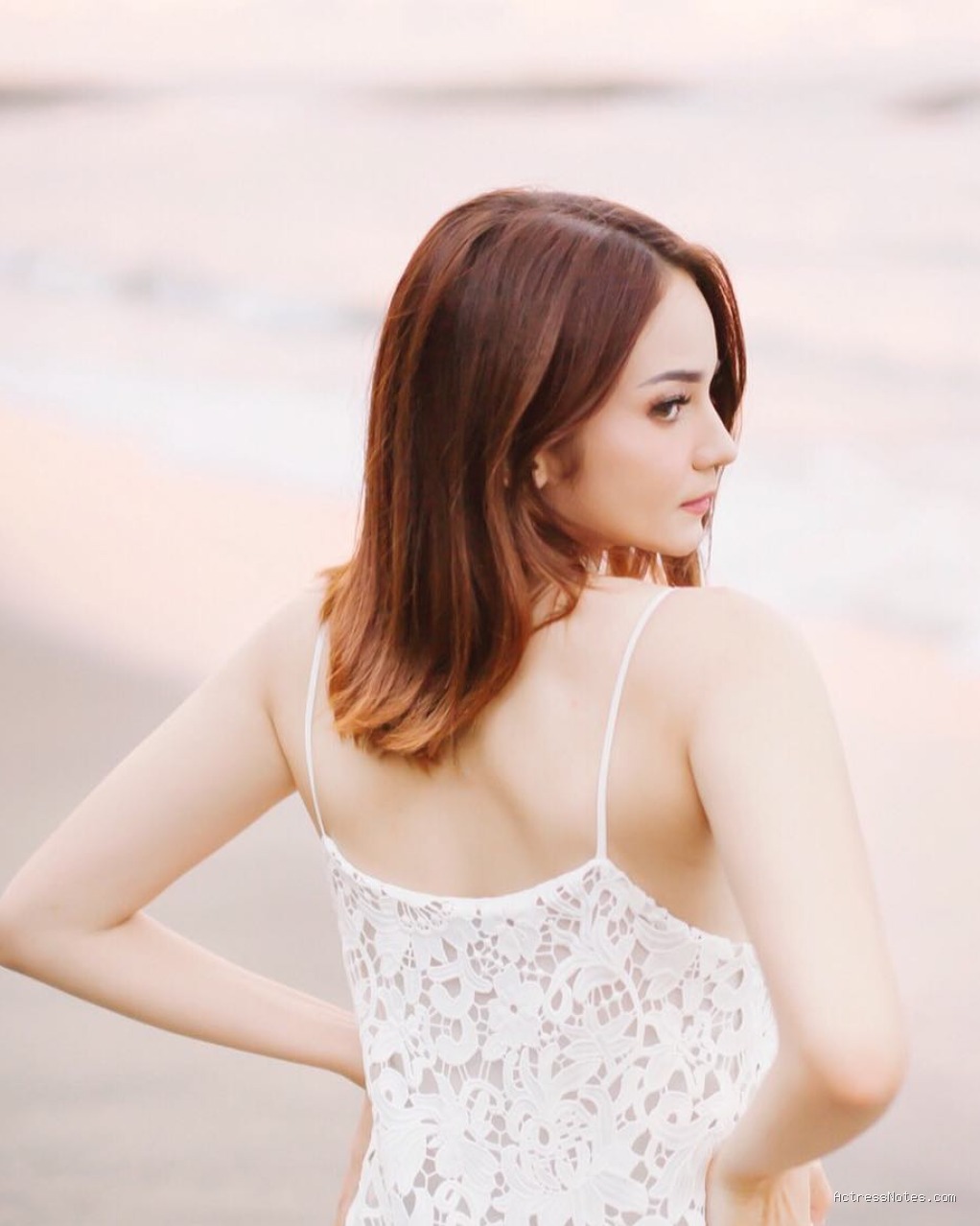 Biodata Enzy Storia: Agama, Keluarga, Pacar, Fakta dan Karir