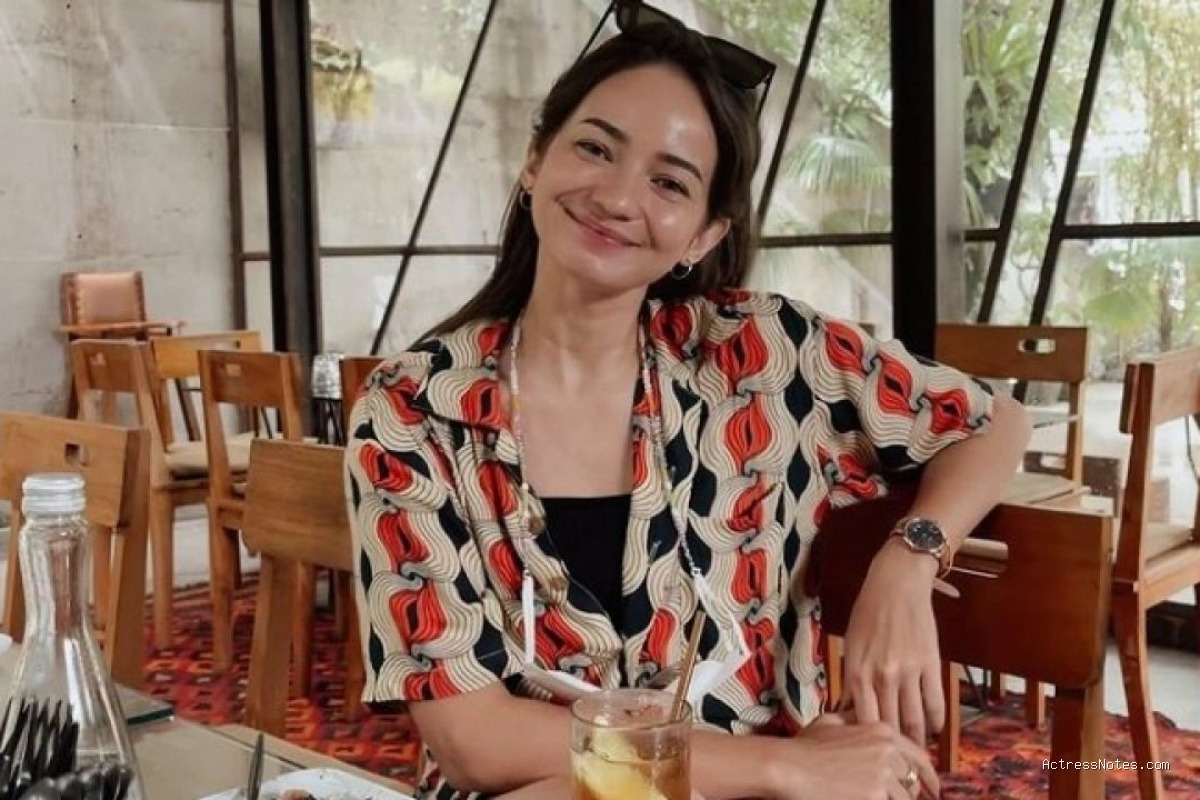 Biodata Enzy Storia: Agama, Keluarga, Pacar, Fakta dan Karir