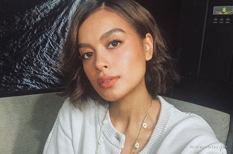 Biodata Eva Celia: Agama, Keluarga, Pacar, Fakta dan Karir