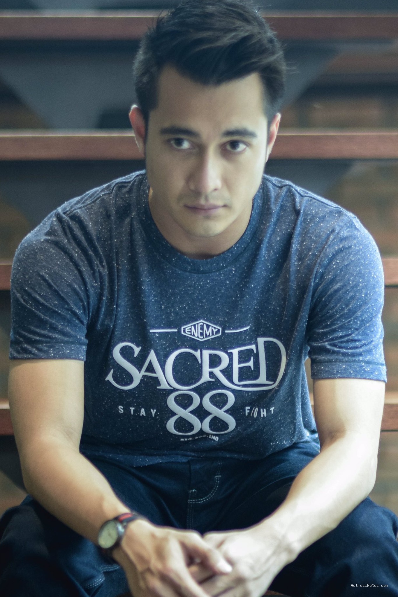 Biodata Eza Gionino: Agama, Keluarga, Pacar, Fakta dan Karir