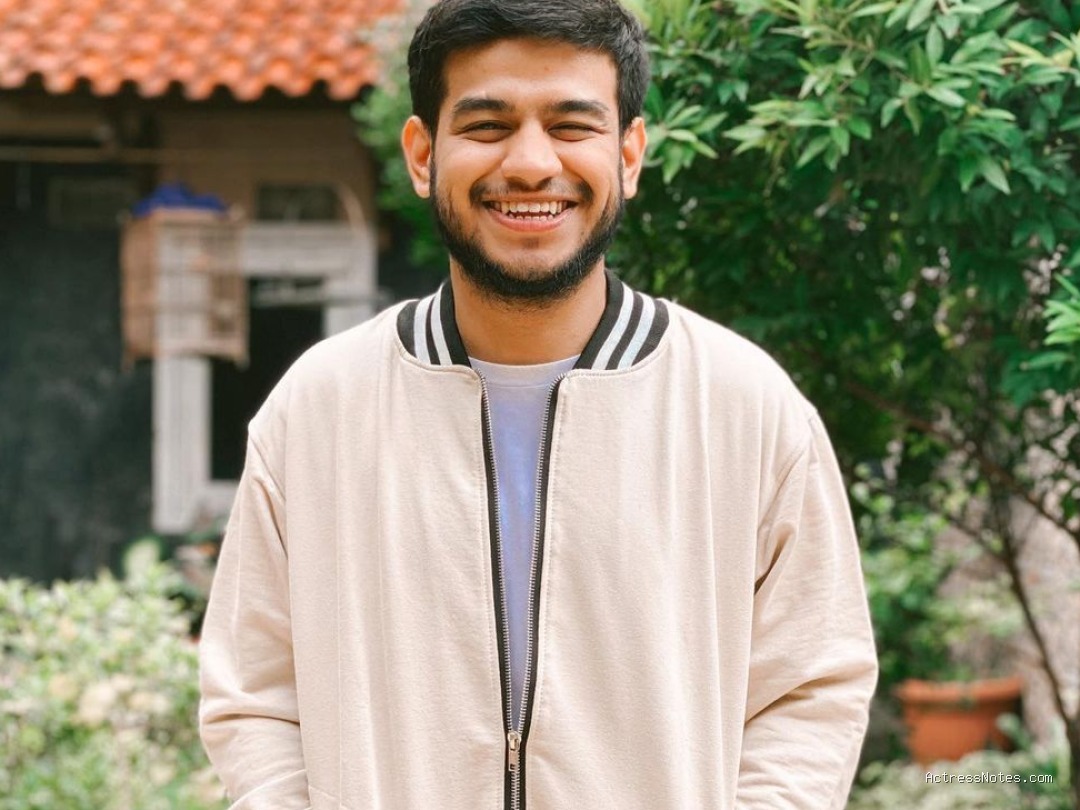 Biodata Fadil Jaidi: Agama, Keluarga, Pacar, Fakta dan Karir