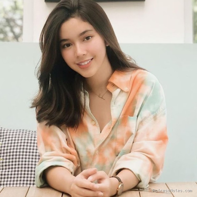 Biodata Fay Nabila: Agama, Keluarga, Pacar, Fakta dan Karir