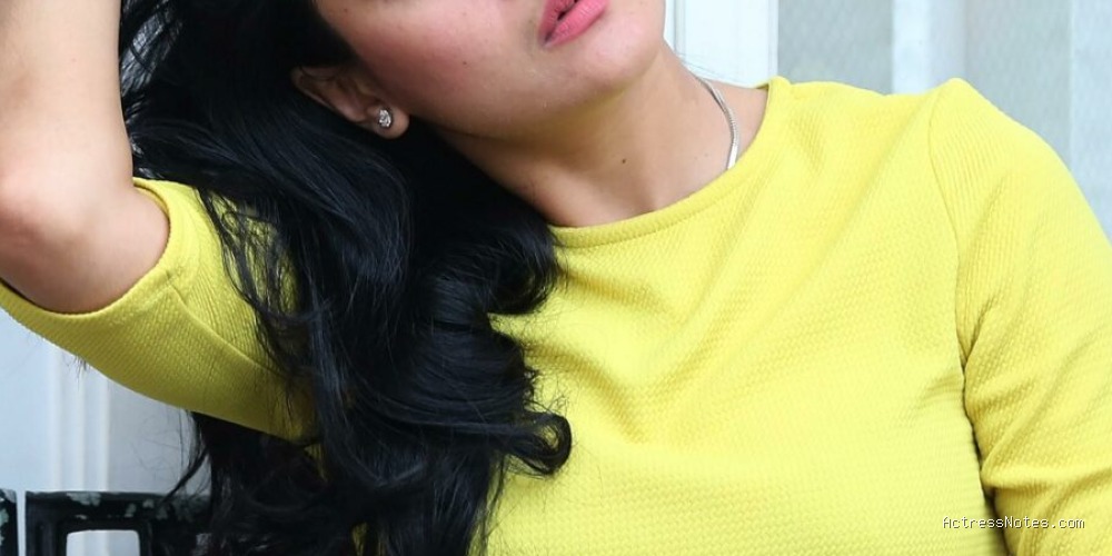 Fera Feriska Biodata: Agama, Keluarga, Pacar, Karir