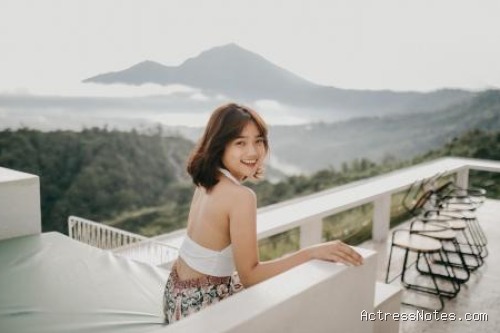 Biodata Fuji: Agama, Keluarga, Pacar, Fakta dan Karir