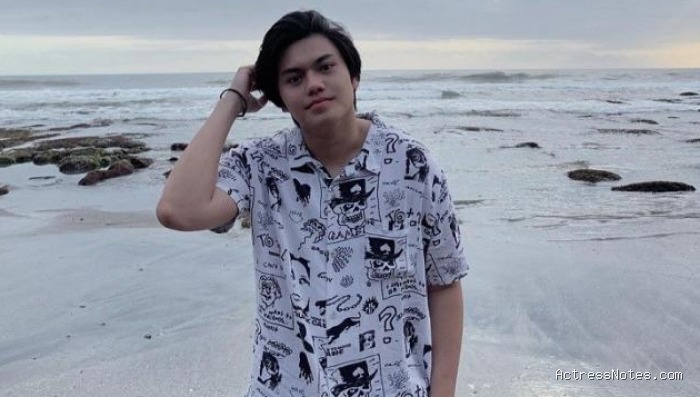 Biodata Gangga Kusuma: Agama, Keluarga, Pacar, Fakta dan Karir