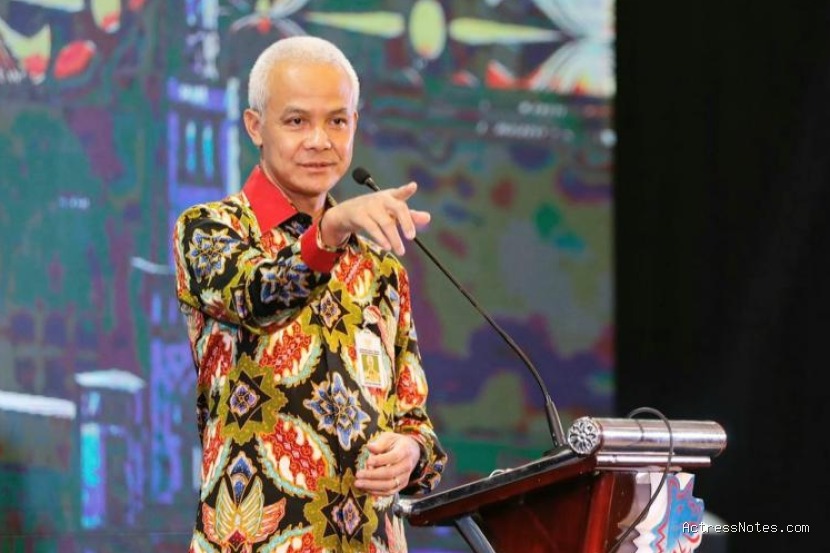Biodata Ganjar Pranowo: Agama, Keluarga, Pasangan, Fakta dan Karir