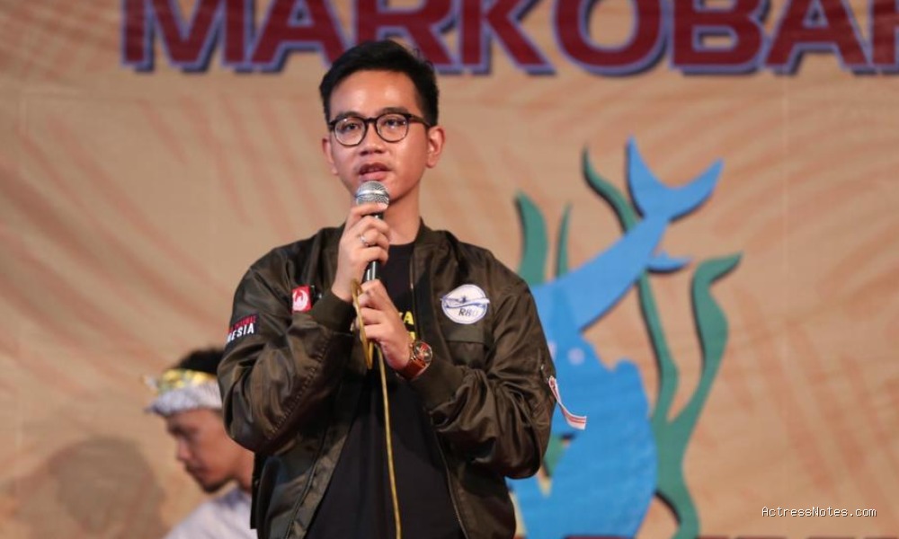 Biodata Gibran Rakabuming: Agama, Keluarga, Pacar, Fakta dan Karir