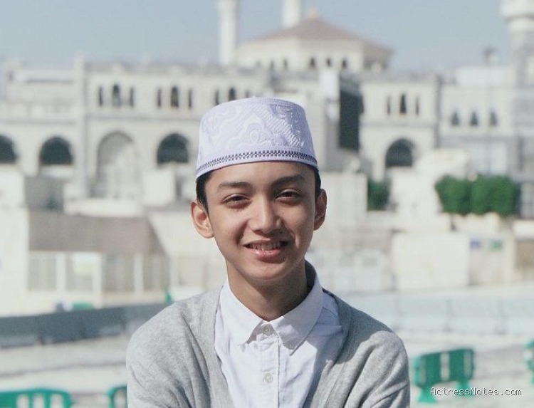Biodata Gus Azmi: Agama, Keluarga, Pacar, Fakta dan Karir