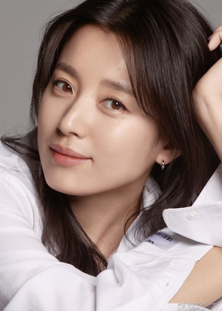 Biodata Han Hyo Joo: Agama, Keluarga, Pacar, Fakta dan Karir