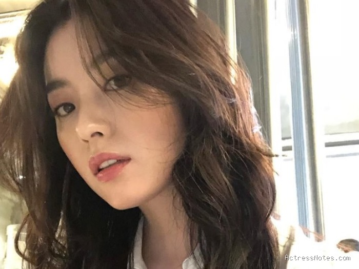 Biodata Han Hyo Joo: Agama, Keluarga, Pacar, Fakta dan Karir