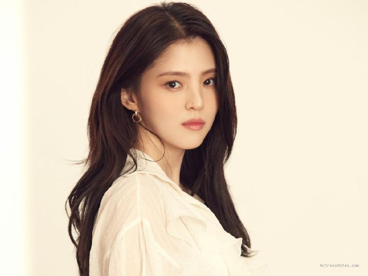 Biodata Han So Hee: Agama, Keluarga, Pacar, Fakta dan Karir