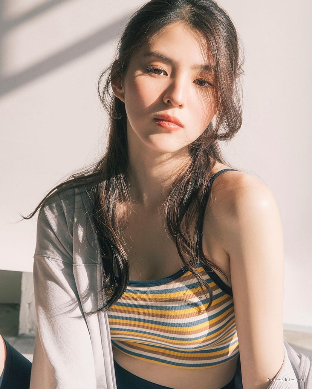 Han So Hee: Agama, Keluarga, Pacar, Fakta & Karir Terbaru