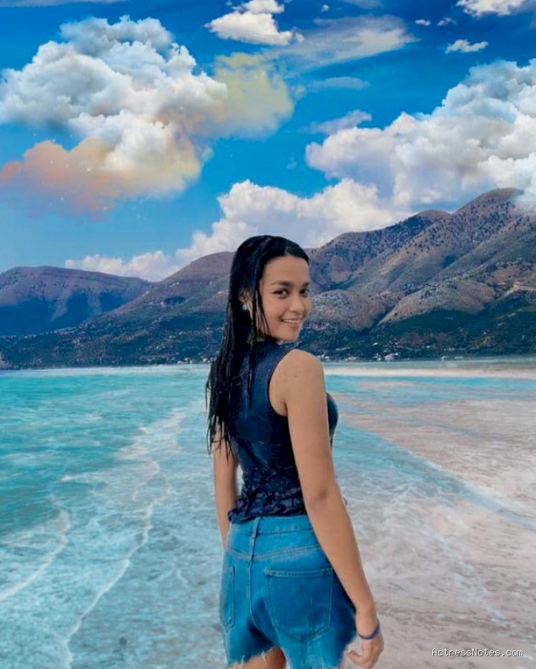 Biodata Hanna Kirana: Agama, Keluarga, Pacar, Fakta dan Karir