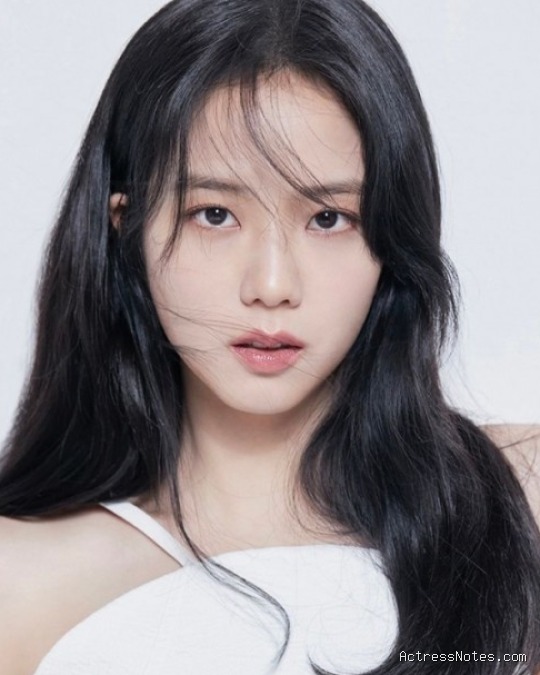 Biodata Jisoo Blackpink: Agama, Keluarga, Pacar, Fakta dan Karir