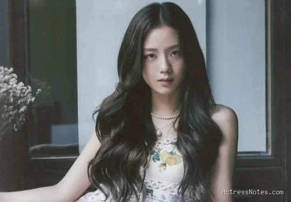 Biodata Jisoo Blackpink: Agama, Keluarga, Pacar, Fakta dan Karir