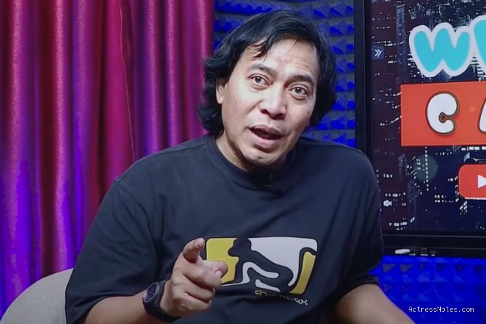 Biodata Komeng: Agama, Keluarga, Pasangan, Fakta dan Karir