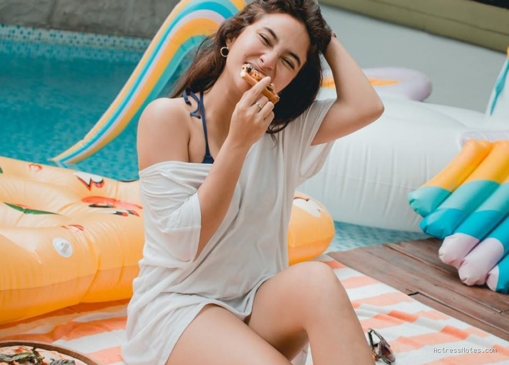 Biodata Naomi Zaskia: Agama, Keluarga, Pacar, Fakta dan Karir