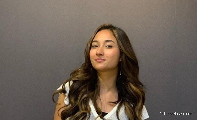 Biodata Naomi Zaskia: Agama, Keluarga, Pacar, Fakta dan Karir