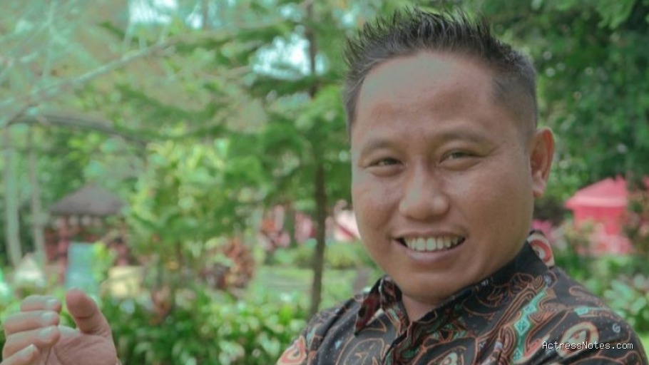 Biodata Narji: Agama, Keluarga, Pacar, Fakta dan Karir