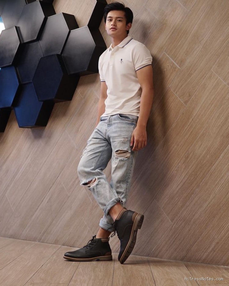 Biodata Randy Martin: Agama, Keluarga, Pacar, Fakta dan Karir