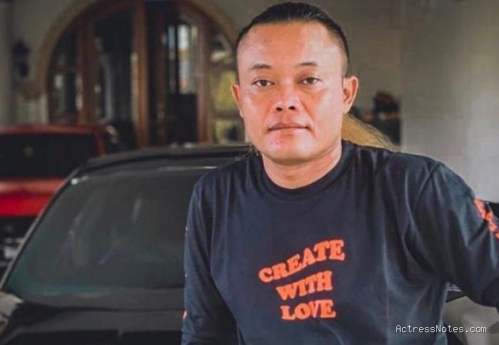 Biodata Sule: Agama, Keluarga, Pacar, Fakta dan Karir