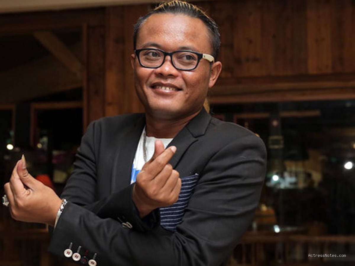Biodata Sule: Agama, Keluarga, Pacar, Fakta dan Karir