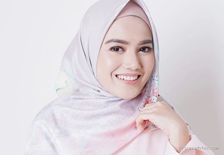 Biodata Herfiza Novianti: Agama, Keluarga, Pacar, Fakta dan Karir